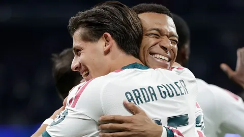 ريال مدريد يحقق فوزًا قاطعًا 4‑1 على آر بي لايبزيغ في دوري الأبطال